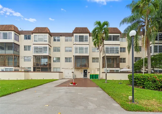 Photo 2 of Condo for sale at 7100 Nw 17th St #219, Plantation, FL 33313 | MLS# A12026444 | Listing updated on 2026-08-26