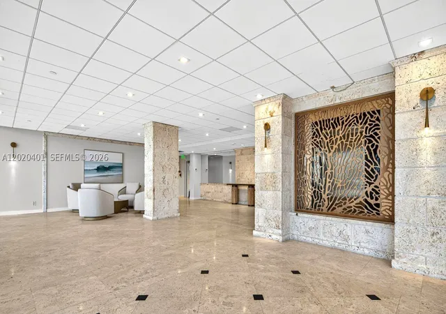 Listing Photo 3 - Condo for sale in building located at 1901 N Ocean Blvd, North Lauderdale, FL 33305 - Unit #4D