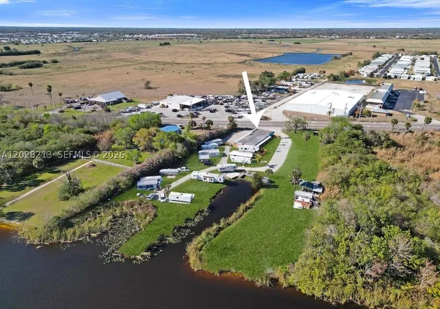 Photo 2 of Multi family home for sale at 1422 Us Hwy 441, Okeechobee, FL 34974 | MLS# A12028213 | Listing updated on 2026-08-31