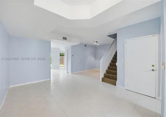 Photo 3 of Condo for sale at 10180 Sw 88th St #403, Miami, FL 33176 | MLS# A12027468 | Listing updated on 2026-09-10
