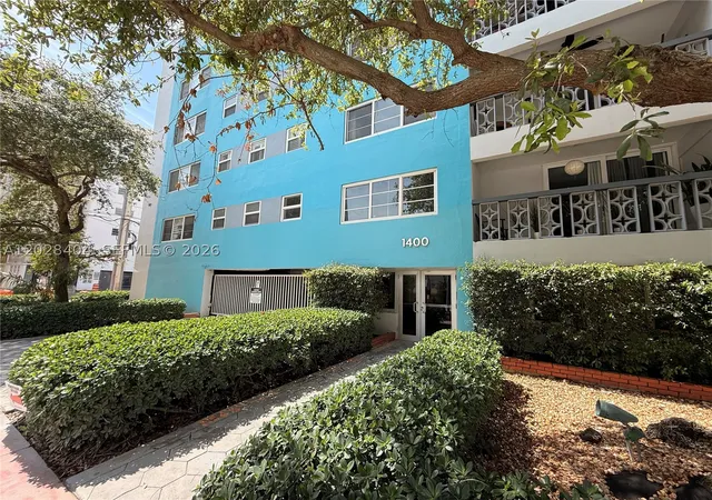 Photo 2 of Condo for sale at 1400 Lincoln Rd #301, Miami Beach, FL 33139 | MLS# A12028404 | Listing updated on 2026-09-16