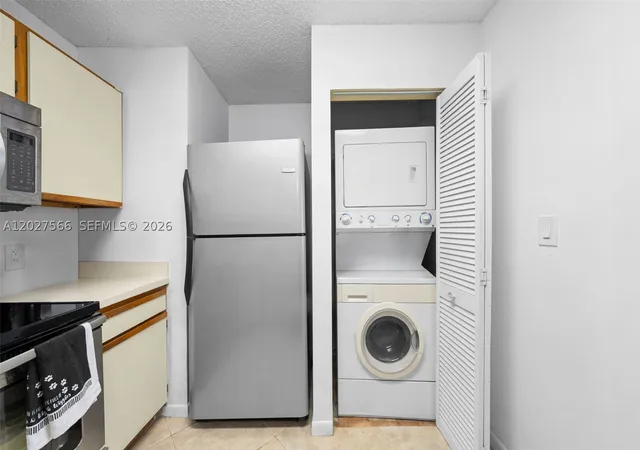 Photo 2 of Condo for sale at 3405 Nw 44th St #205, Lauderdale Lakes, FL 33309 | MLS# A12027566 | Listing updated on 2026-09-08