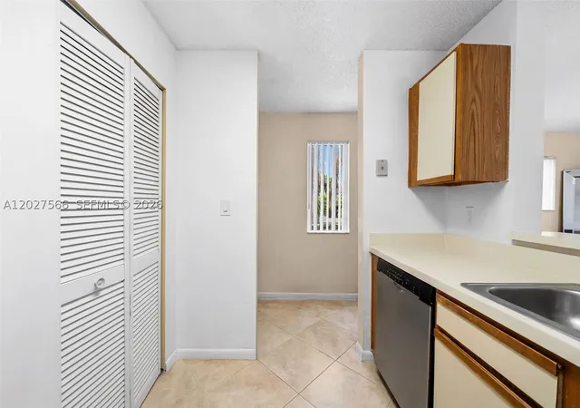 Photo 3 of Condo for sale at 3405 Nw 44th St #205, Lauderdale Lakes, FL 33309 | MLS# A12027566 | Listing updated on 2026-09-08