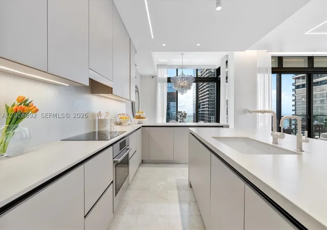Photo 2 of Condo for sale at 88 Sw 7Th St #4001, Miami, FL 33130 | MLS# A12028692 | Listing updated on 2026-08-26