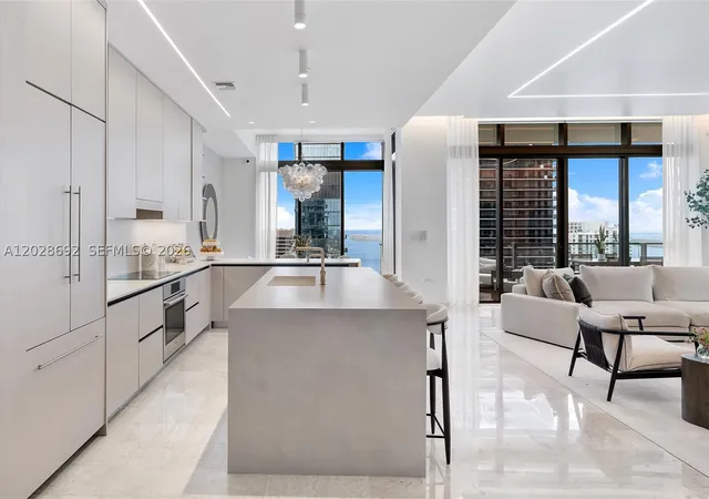 Photo 3 of Condo for sale at 88 Sw 7Th St #4001, Miami, FL 33130 | MLS# A12028692 | Listing updated on 2026-08-26