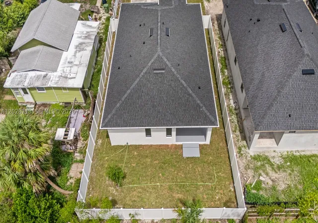 Photo 3 of Single family home for sale at 8210 N Elmer St,, Tampa, FL 33604 | MLS# A12028713 | Listing updated on 2026-10-06