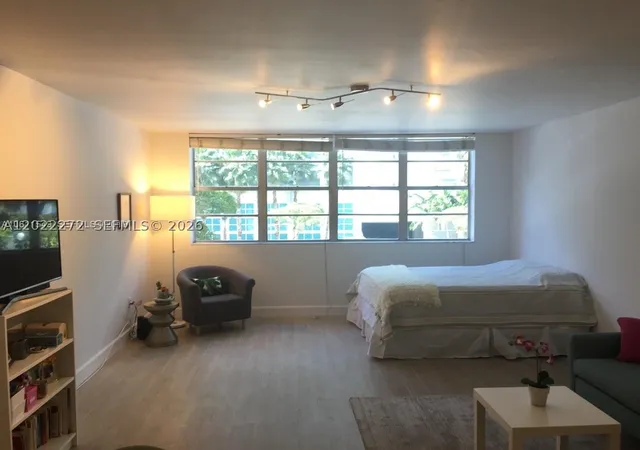 Photo 3 of Condo for sale at 999 Brickell Bay Dr #209, Miami, FL 33131 | MLS# A12022272 | Listing updated on 2026-10-05