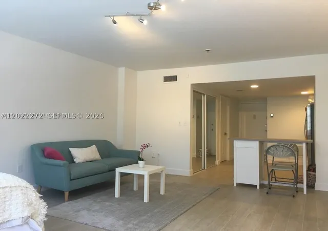 Photo 4 of Condo for sale at 999 Brickell Bay Dr #209, Miami, FL 33131 | MLS# A12022272 | Listing updated on 2026-10-05