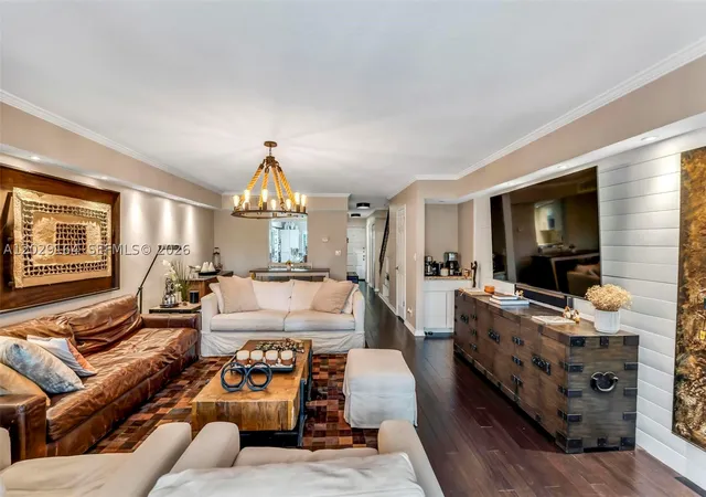 Listing Photo 5 - Condo for sale in building located at 20306 NE 34th Ct, Aventura, FL 33055 - Unit #39