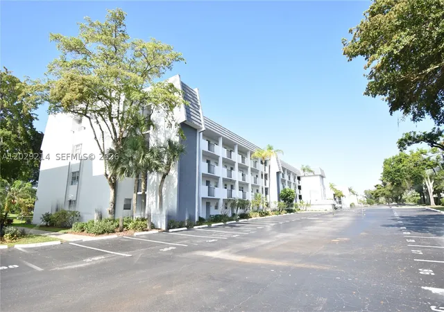 Sale Pending at 6080 Nw 44Th St #201, Lauderhill, FL 33319 | MLS# A12029214 | Listing updated on 2026-09-14