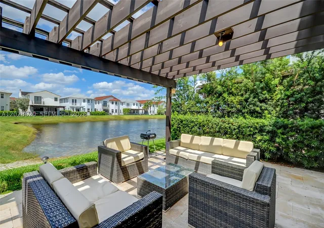 Photo 3 of Single family home for sale at 10555 Nw 69Th Ter, Doral, FL 33178 | MLS# A12028620 | Listing updated on 2026-10-01