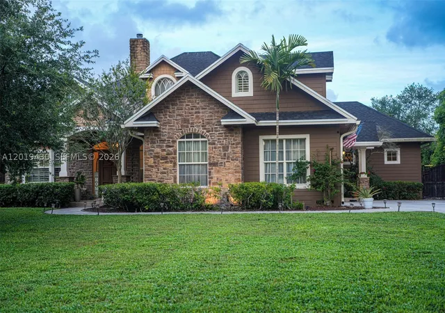 Photo 2 of Single family home for sale at 2640 Sw 137th Ter, Davie, FL 33330 | MLS# A12019430 | Listing updated on 2026-09-05