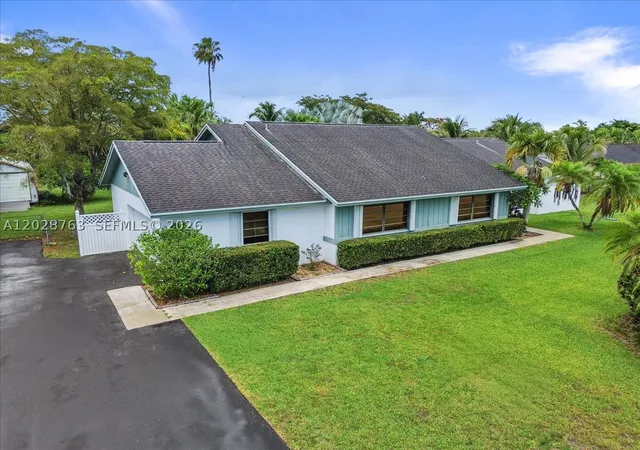 Photo 3 of Single family home for sale at 1571 Nw 20Th St, Homestead, FL 33030 | MLS# A12028763 | Listing updated on 2026-08-26