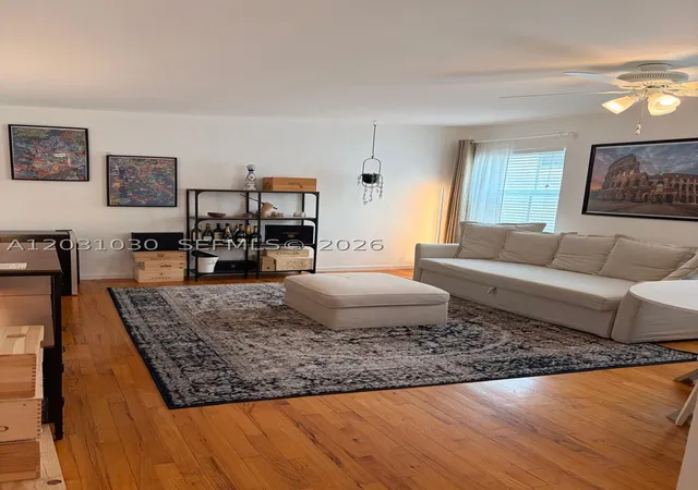 Listing Photo 4 - Condo for sale in building located at 1308 Drexel Ave, Miami Beach, FL 33139 - Unit #311