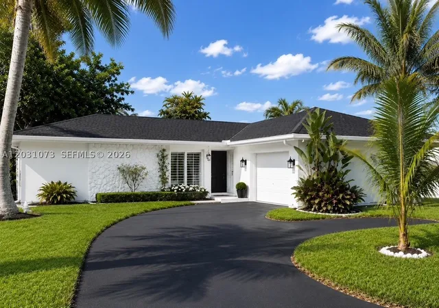 Photo 1 of Single family home for sale at 7551 Sw 42nd Pl, Davie, FL 33314 | MLS# A12031073 | Listing updated on 2026-09-14