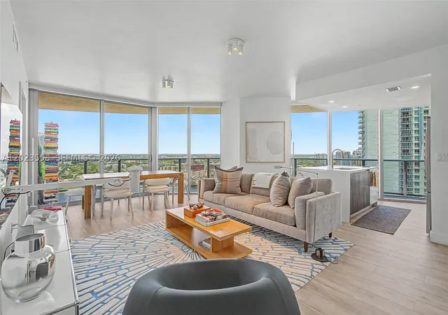 Sale Pending at 488 Ne 18Th St #3101, Miami, FL 33132 | MLS# A12023558 | Listing updated on 2026-09-22