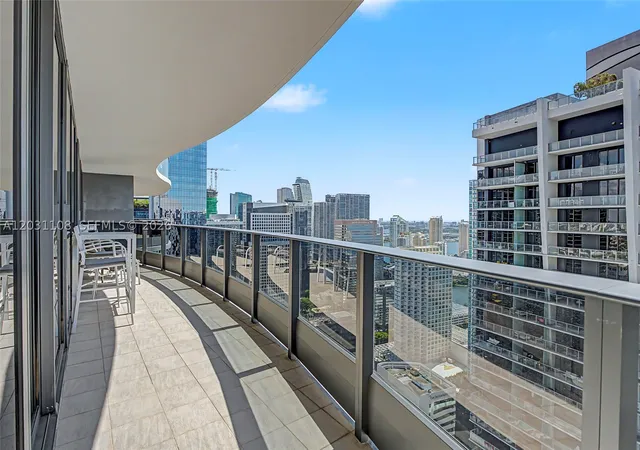 Photo 3 of Condo for sale at 1000 Brickell Plz #4609, Miami, FL 33131 | MLS# A12031108 | Listing updated on 2026-08-31