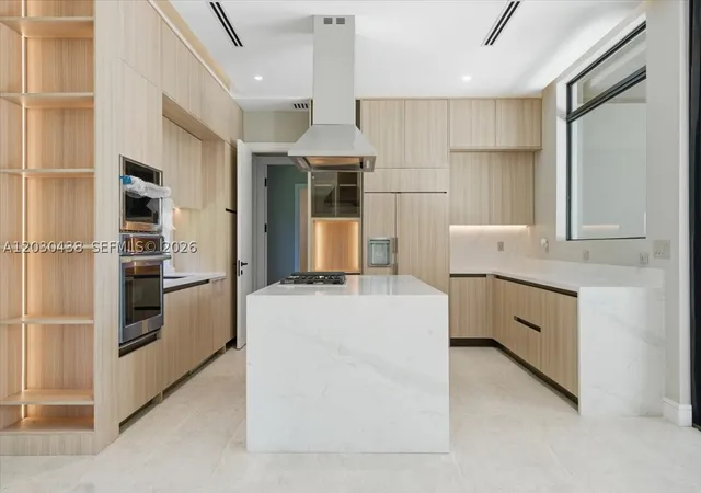 Photo 3 of Single family home for sale at 1380 Hollywood Blvd, Hollywood, FL 33019 | MLS# A12030438 | Listing updated on 2026-09-19