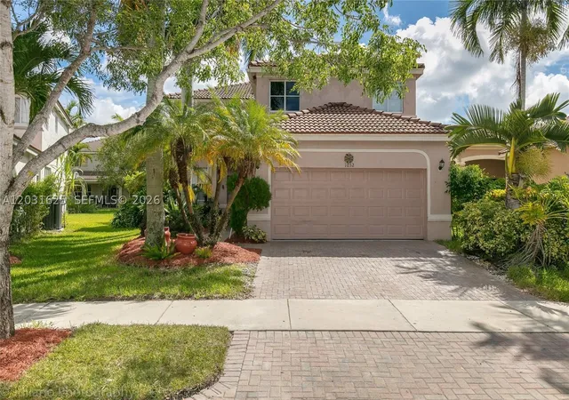 Photo 1 of Single family home for sale at 1032 Silktree Ln, Weston, FL 33327 | MLS# A12031625 | Listing updated on 2026-09-13