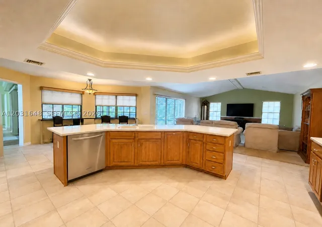 Photo 3 of Single family home for sale at 1401 W 56Th Sq, Vero Beach, FL 32966 | MLS# A12031648 | Listing updated on 2026-10-05