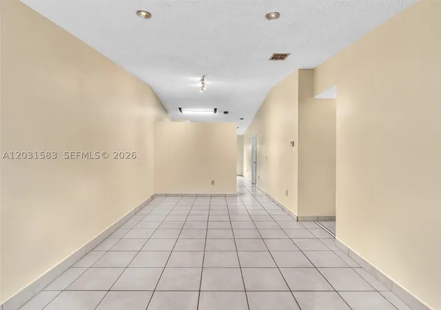 Listing Photo 5 - Condo for sale at Sunset Condor Ph I, Unit 205 10828 Sw 72Nd St, Sunset Condor Ph I, Miami, FL 33173 | Built Year: 1981-1988