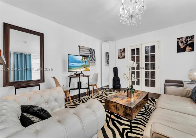 Photo 3 of Condo for sale at 1150 Euclid Ave #101, Miami Beach, FL 33139 | MLS# A12023024 | Listing updated on 2026-09-09