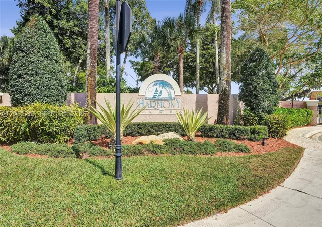 Photo 2 of Townhouse for sale at 11100 Sw 15th Mnr, Davie, FL 33324 | MLS# A12032267 | Listing updated on 2026-08-27