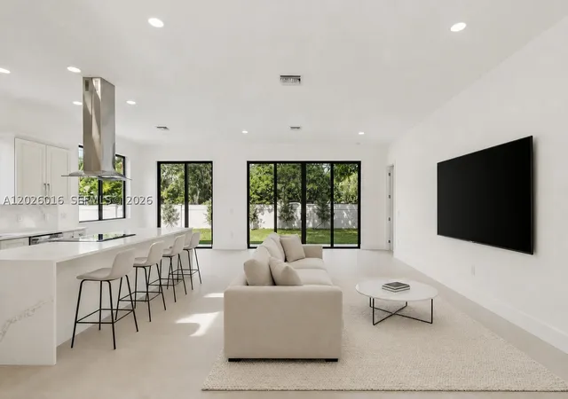 Photo 1 of Single family home for sale at 1521 Sw 40th Ter, Fort Lauderdale, FL 33317 | MLS# A12026016 | Listing updated on 2026-09-17
