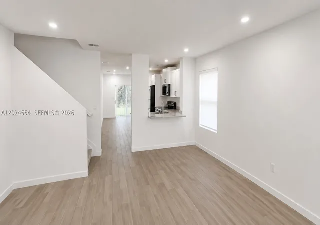 Photo 3 of Single family home for sale at 619 Ne 4th St, Florida City, FL 33034 | MLS# A12024554 | Listing updated on 2026-09-15