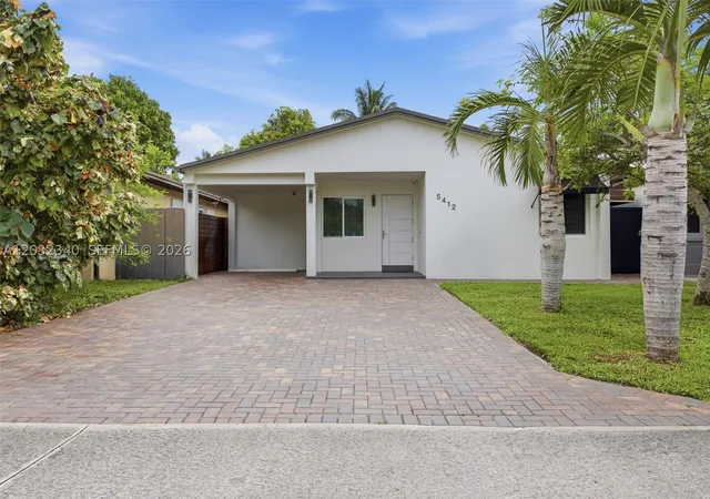 Photo 1 of Single family home for sale at 5412 Nw 192nd Ln, Miami Gardens, FL 33055 | MLS# A12032340 | Listing updated on 2026-08-30