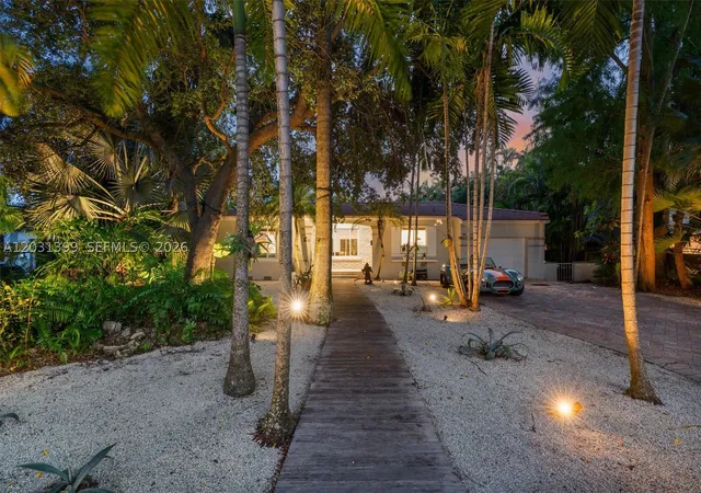 Photo 1 of Single family home for sale at 1160 Ne 100th St, Miami Shores, FL 33138 | MLS# A12031399 | Listing updated on 2026-09-08