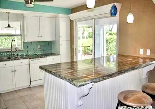 Photo 3 of Single family home for sale at 600 Se 19th Dr, Homestead, FL 33033 | MLS# A12032034 | Listing updated on 2026-09-02
