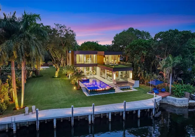 Photo 1 of Mansion for sale at 700 Sw 12th Ave, Fort Lauderdale, FL 33312 | MLS# A12028617 | Listing updated on 2026-10-07