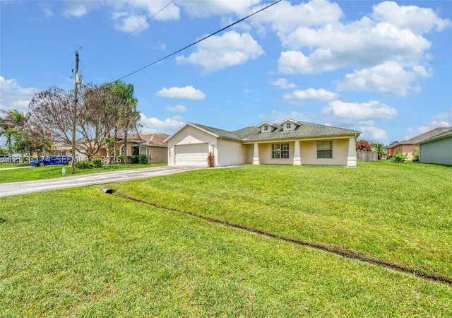 Photo 2 of Sale Pending at 5767 Nw Cahaba St, Port Saint Lucie, FL 34986 | MLS# A12033174 | Listing updated on 2026-09-19