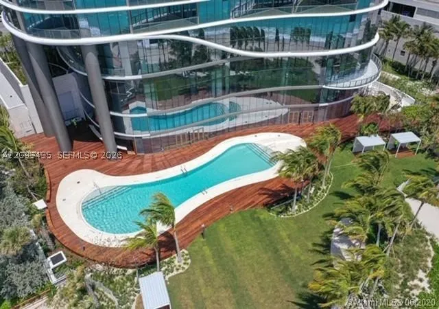 Photo 4 of Condo for sale at 15701 Collins Ave #1403, North Miami Beach, FL 33160 | MLS# A12033435 | Listing updated on 2026-09-02