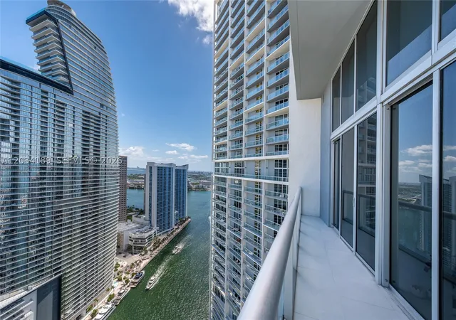 Photo 2 of Condo for sale at 475 Brickell Ave #4115, Miami, FL 33131 | MLS# A12034189 | Listing updated on 2026-09-10