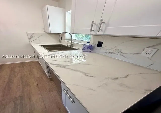 Photo 2 of Single family home for sale at 530 Mentone Rd, Lake Worth, FL 33462 | MLS# A12034294 | Listing updated on 2026-09-07