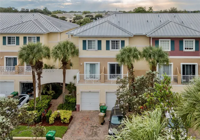Photo 2 of Townhouse for sale at 4649 Sw 75th Way, Davie, FL 33314 | MLS# A12034415 | Listing updated on 2026-08-26