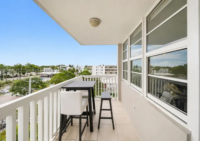 Photo 3 of Sale Pending at 2016 Bay Dr #504, Miami Beach, FL 33141 | MLS# A12034452 | Listing updated on 2026-09-11