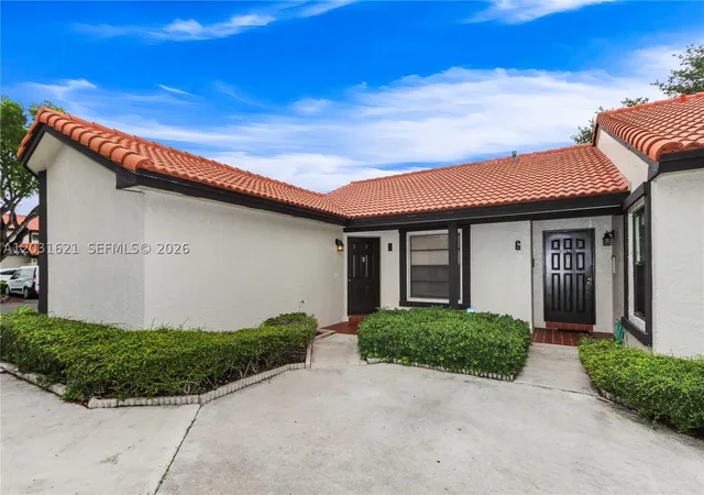 Photo 2 of Condo for sale at 15240 Sw 45th Ter #54-H, Miami, FL 33185 | MLS# A12031621 | Listing updated on 2026-09-22