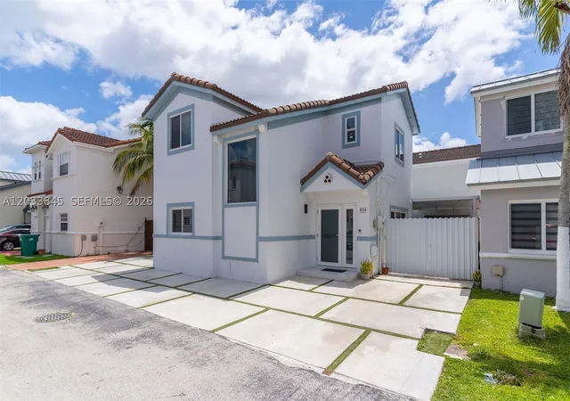 Photo 3 of Sale Pending at 979 Nw 126th Path, Miami, FL 33182 | MLS# A12033845 | Listing updated on 2026-09-08