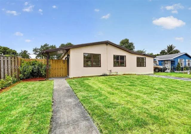 Photo 1 of Single family home for sale at 6250 Nw 14th St, Sunrise, FL 33313 | MLS# A12035655 | Listing updated on 2026-09-20