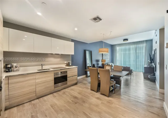 Photo 3 of Condo for sale at 777 N Ocean Dr #N516, Hollywood, FL 33019 | MLS# A12035848 | Listing updated on 2026-08-27