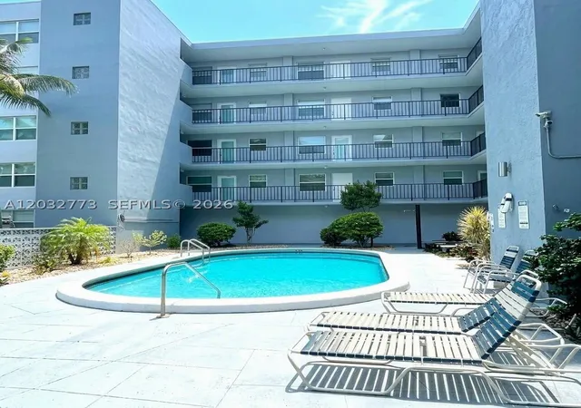 Photo 1 of Condo for sale at 1750 Jefferson St #303, Hollywood, FL 33020 | MLS# A12032773 | Listing updated on 2026-09-27