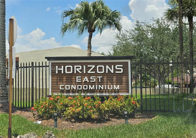 Listing Photo 5 - Condo for sale in building located at 8075 Sw 107Th Ave, Miami, FL 33173 - Unit #114