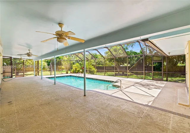 Photo 3 of Single family home for sale at 15200 Sw 88Th Ave, Palmetto Bay, FL 33157 | MLS# A12036425 | Listing updated on 2026-09-16