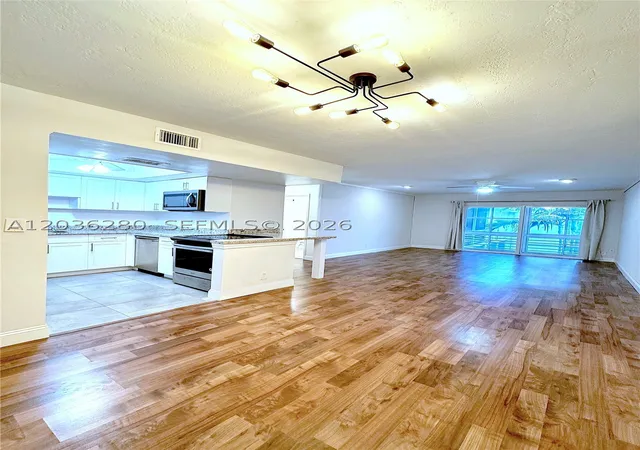 Photo 3 of Condo for sale at 1535 Se 15Th St #304, Fort Lauderdale, FL 33316 | MLS# A12036280 | Listing updated on 2026-10-06