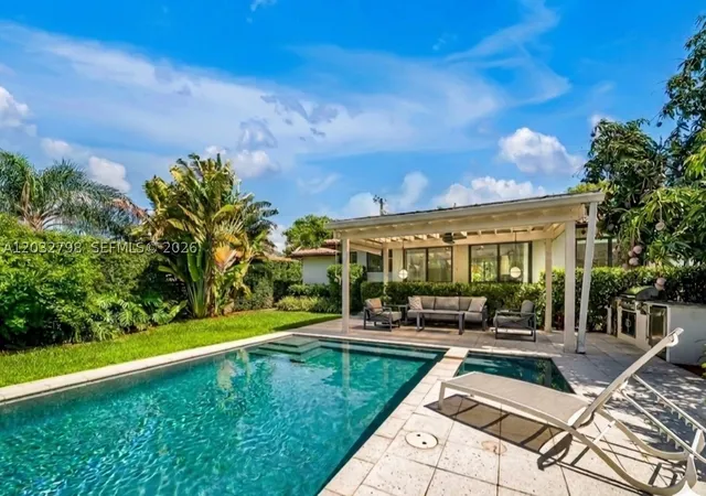 Photo 2 of Sale Pending at 1172 Ne 103rd St, Miami Shores, FL 33138 | MLS# A12032798 | Listing updated on 2026-09-15