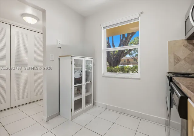 Photo 4 of Condo for sale at 251 Nw 76Th Ave #106, Margate, FL 33063 | MLS# A12032763 | Listing updated on 2026-09-13