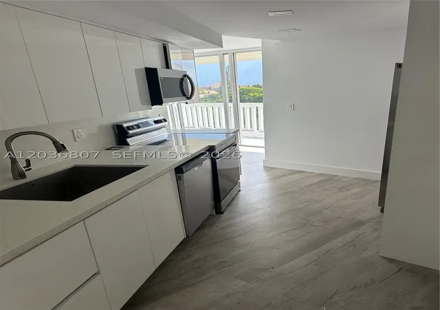 Photo 2 of Condo for sale at 6921 Environ Blvd #7P, Lauderhill, FL 33319 | MLS# A12036807 | Listing updated on 2026-09-16